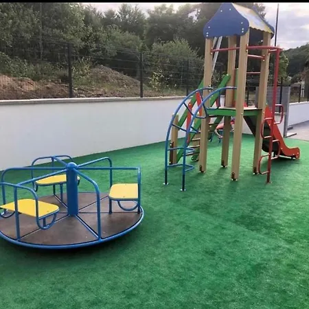 Spapartmens тепло и уют вдали от дома. * Poljana
